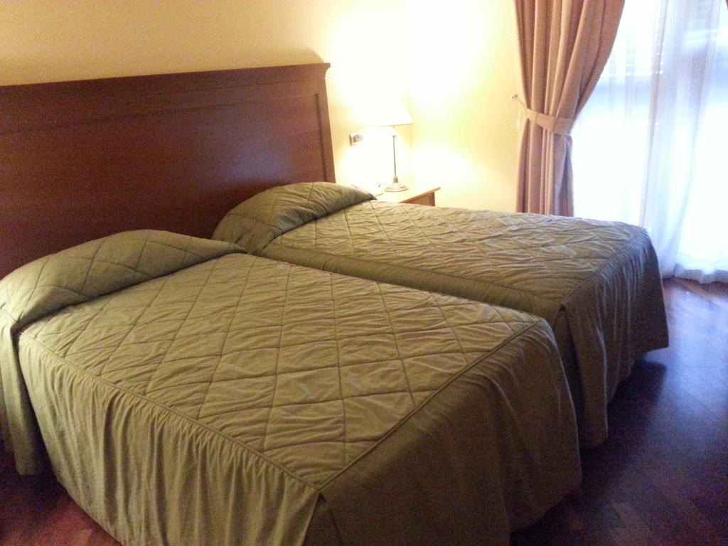 Grand Hotel Baia Verde Cannizzaro Eksteriør bilde