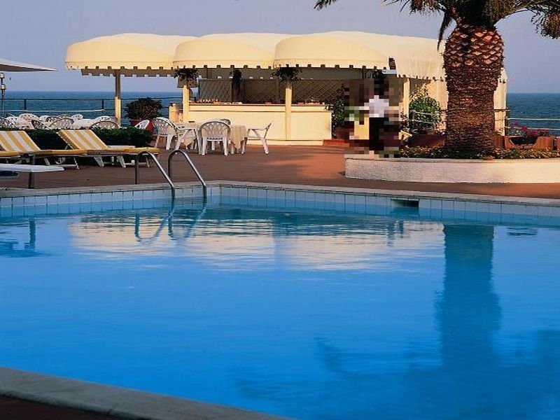 Grand Hotel Baia Verde Cannizzaro Eksteriør bilde